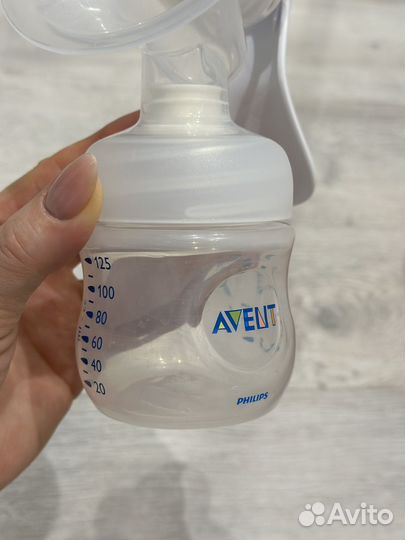 Молокоотсос ручной Avent+ бутылочка 260 мл