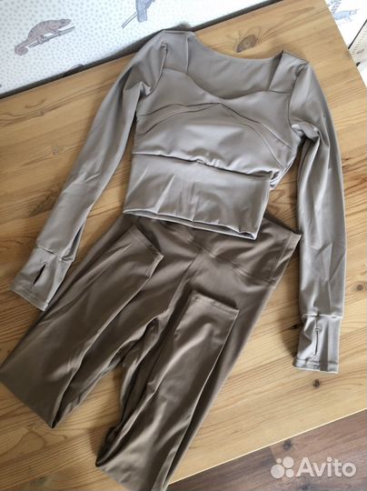 Костюм спортивный женский