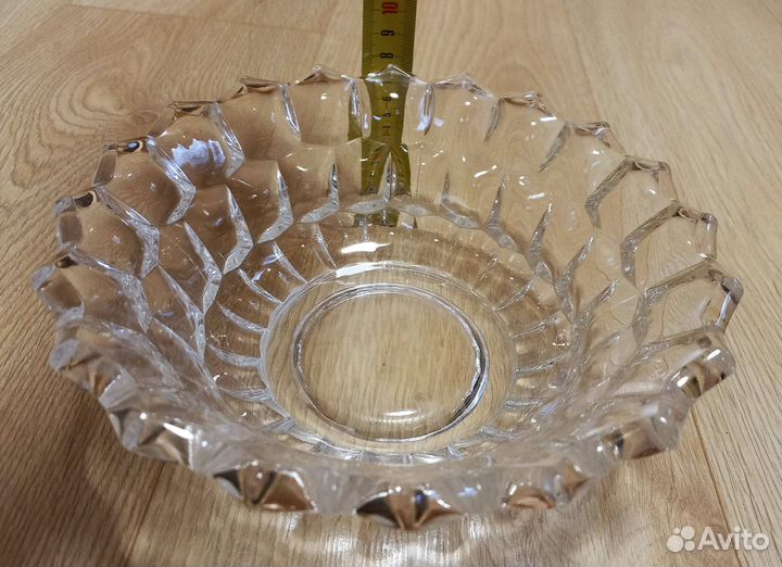 Стеклянный салатник советских времен