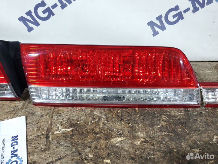 Фонари задние Toyota Mark II GX100 Рестайл
