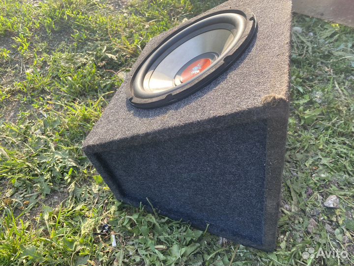 Сабвуфер и усилитель