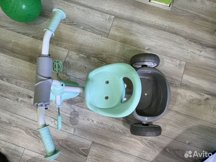 Трехколесный велосипед