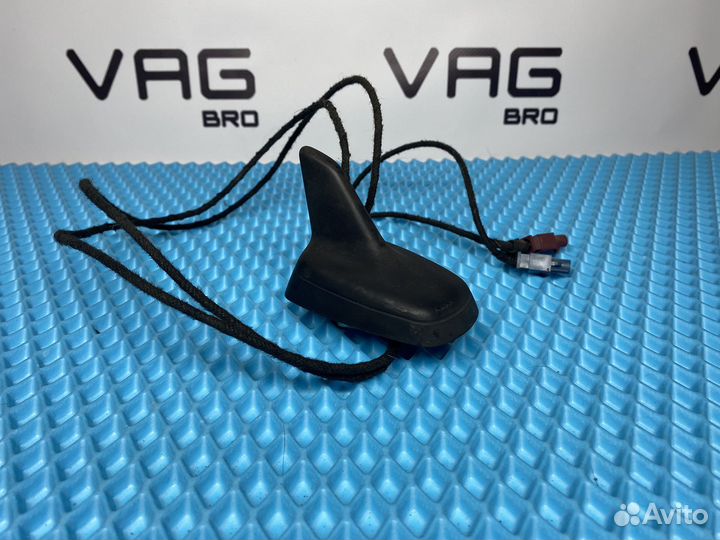 Антенна Audi Q7 4L0035503B 4L