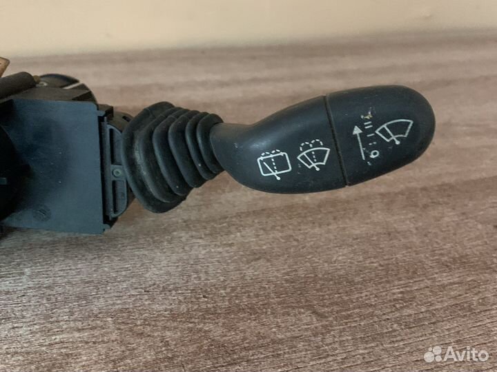 Переключатель подрулевой Scoda Felicia