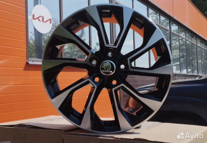 Новые диски 4шт R17 на Skoda Kodiaq Karoq Octavia