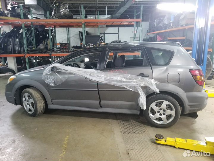 Разбор на запчасти Pontiac Vibe 1