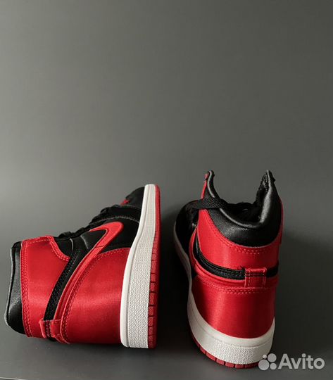 Nike Air Jordan 1 High OG Stain Bred EU 38,5