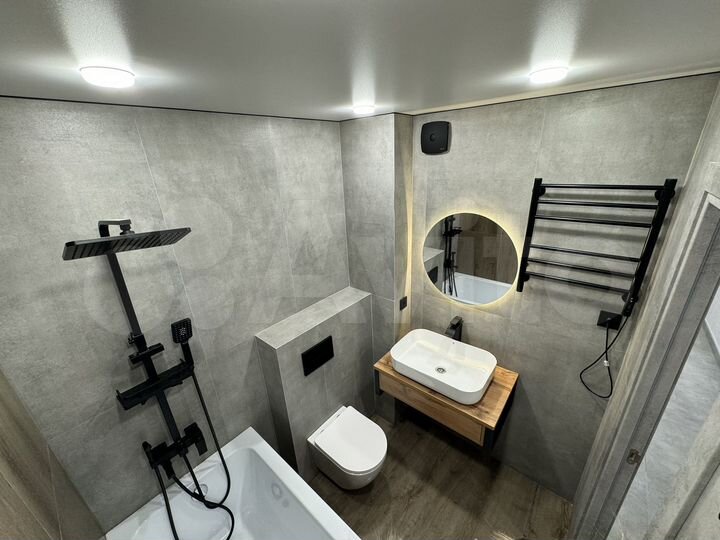 1-к. квартира, 43,7 м², 1/5 эт.