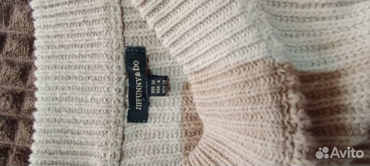 Свитер женский