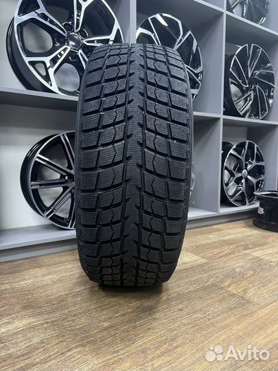 Leao Winter Defender Ice I-15 SUV 225/60 R18 100T