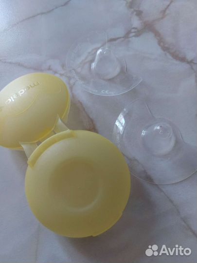 Накладки на грудь medela