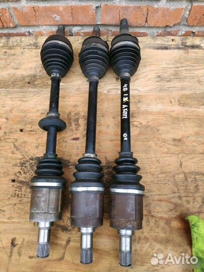 Привод левый Honda Civic 4D 1.8 2006-2015