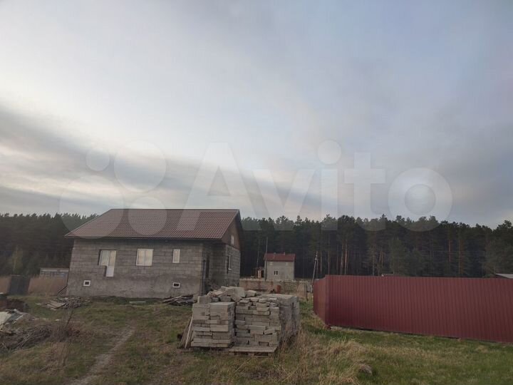 Дом 200,7 м² на участке 21 сот.