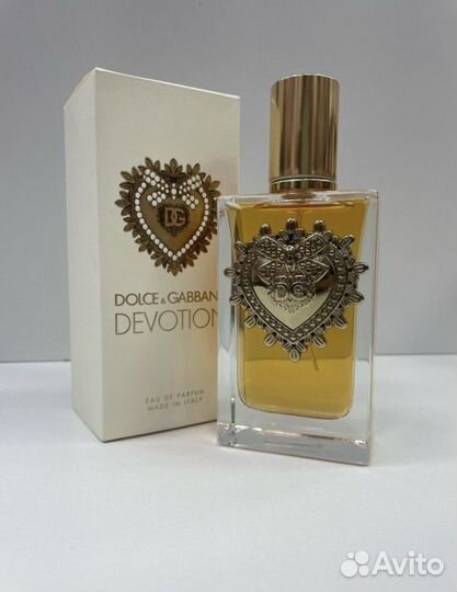 Кофта и парфюм