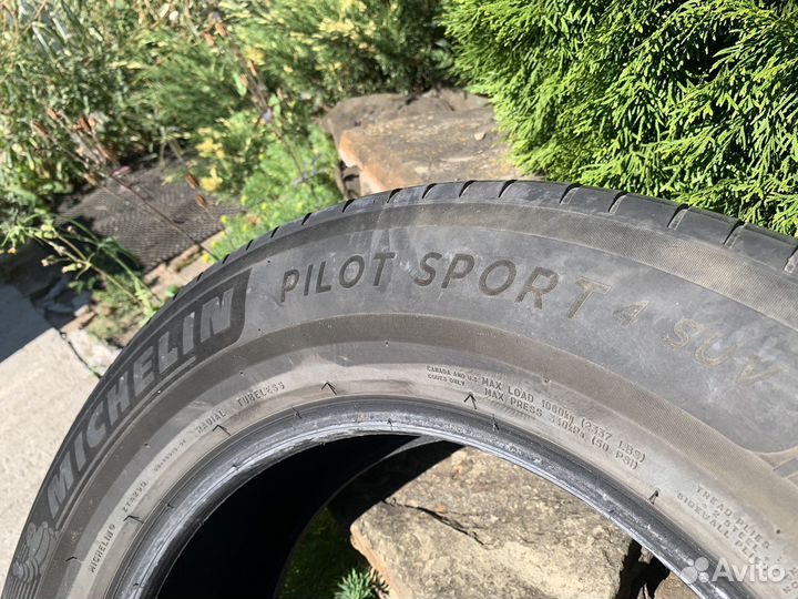 Michelin Pilot Sport 4 S 235/65 R18