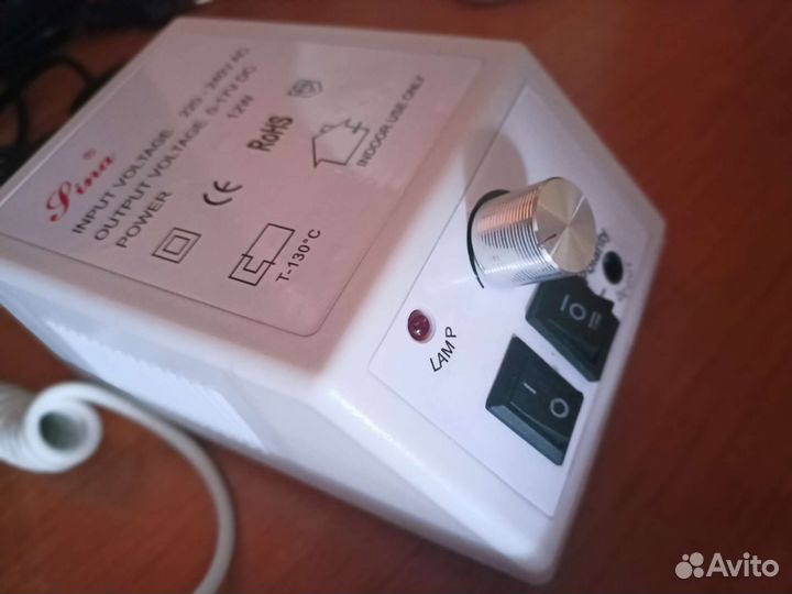 Аппарат для маникюра и педикюра