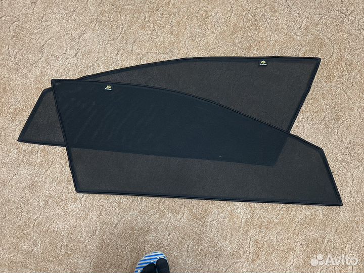 Шторки магнитные на i40