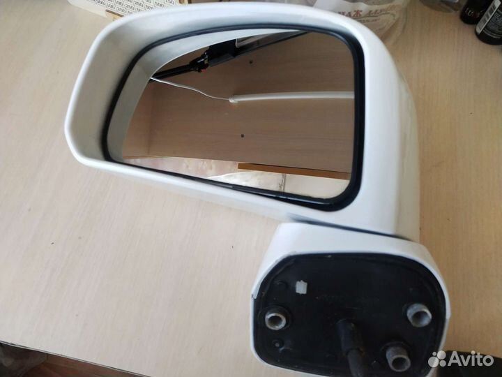 Зеркало Nissan tiida