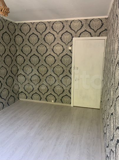 Комната 12 м² в 4-к., 1/12 эт.