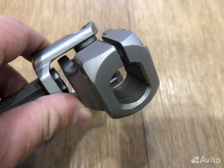 Вал рулевой колонки audi Q5,A4,A5,A6