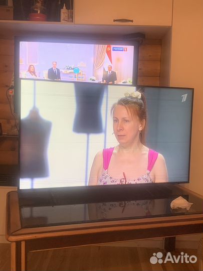 Телевизор UE50AU8040uxru Samsung