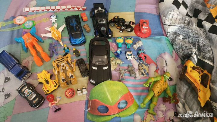 Маска, игрушки, карточки