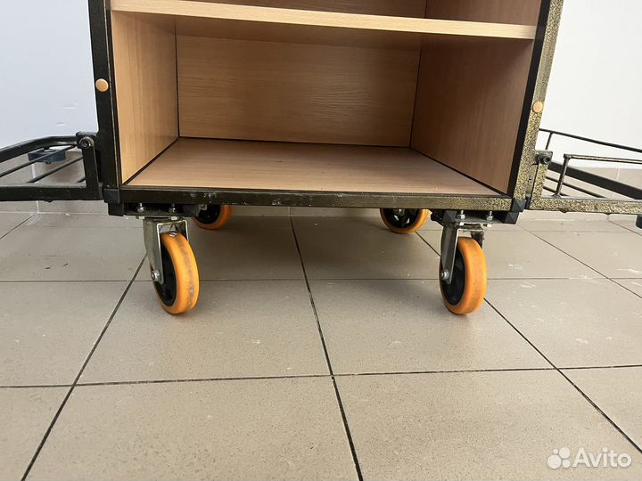 Тележка для горничных универсальная с полками