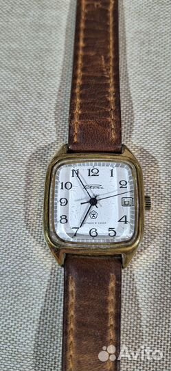 Часы наручные 