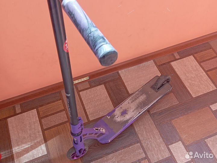 Трюковой самокат