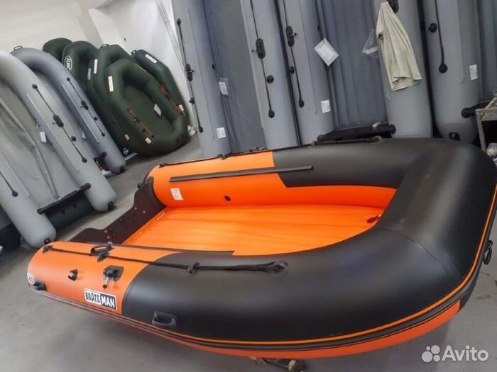 Надувная лодка пвх BoatsMan BT360A