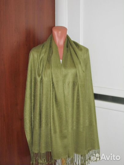 Палантин оливковый