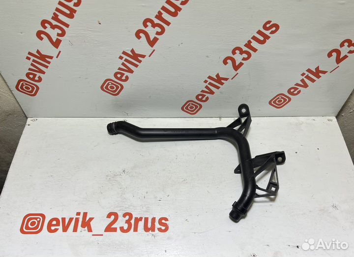 Патрубок системы охлаждения bmw m54