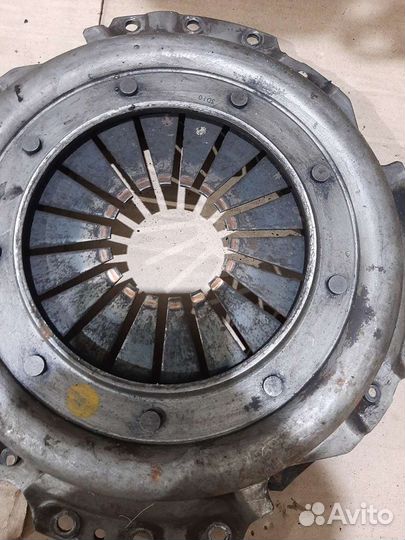 Корзина и диск сцепления на Mazda titan