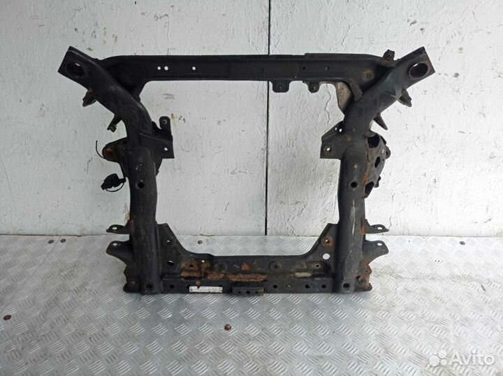 Подрамник BMW 3-Series E92