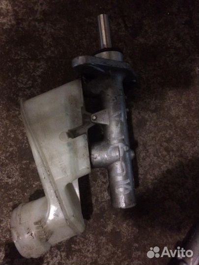 Цилиндр тормозной главный honda Accord viii 2008