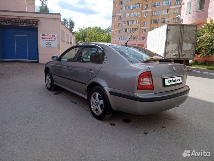 Skoda Octavia 1.6 МТ, 2008, 252 000 км