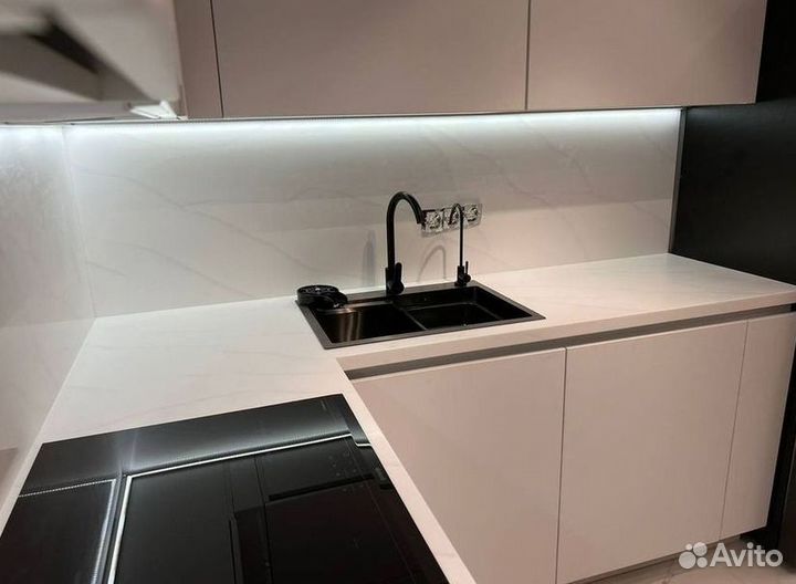 Подоконник из кварца