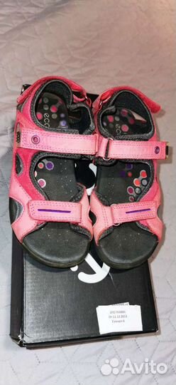 Сандалии Ecco розовые