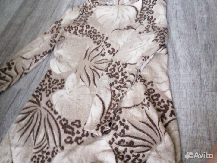 Женские вещи 44 р