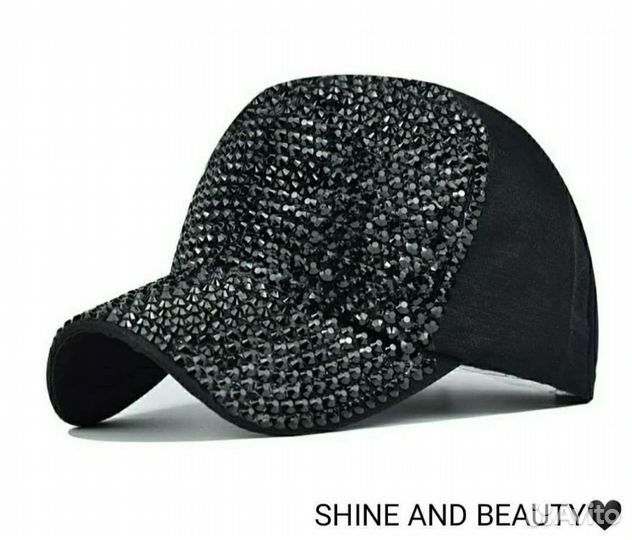 Женские кепки