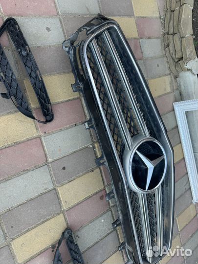 Решетка радиатора mersedes w218