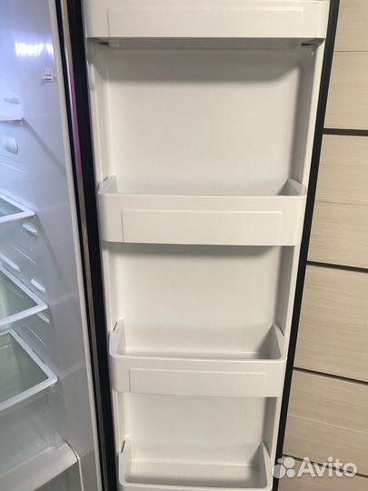 Холодильник shivaki