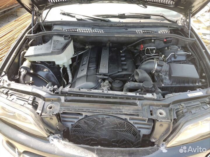 Запчасти на BMW х5 е53