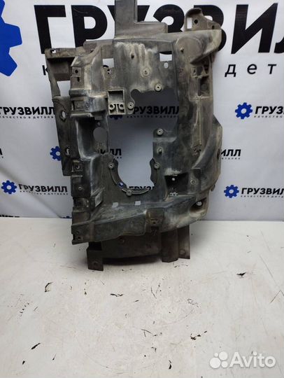 Корпус фары левый Volvo FMX 82423778