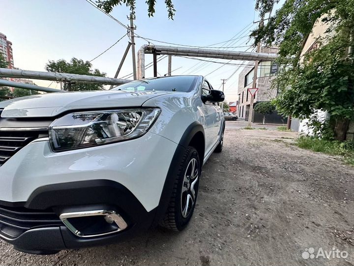 Renault Logan Stepway 1.6 CVT, 2020, 46 500 км