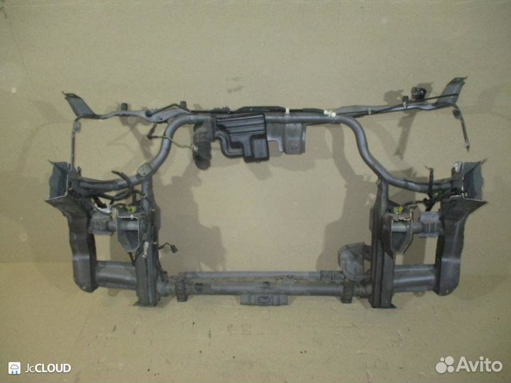 Рамка радиатора на honda zest JE1 P07A