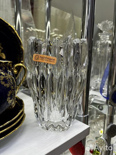 Хрустальная ваза