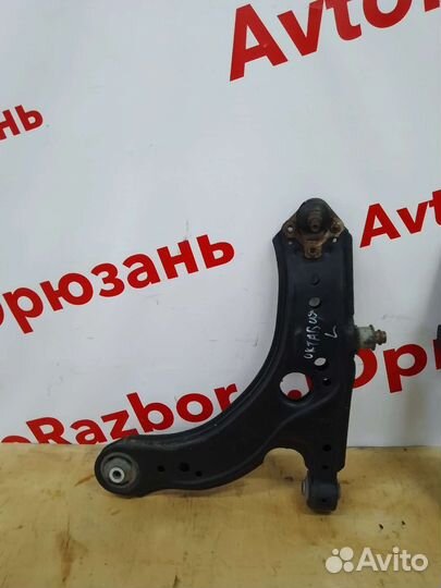 Передние рычаги Skoda Octavia Tour