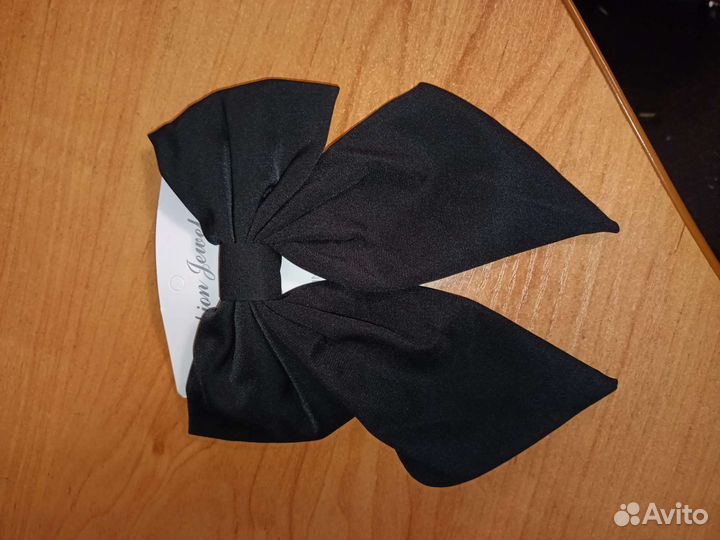 Заколка бант