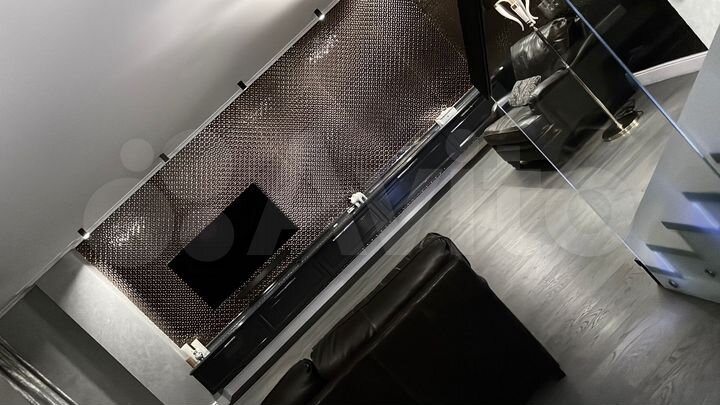 Дом 385 м² на участке 2 сот.